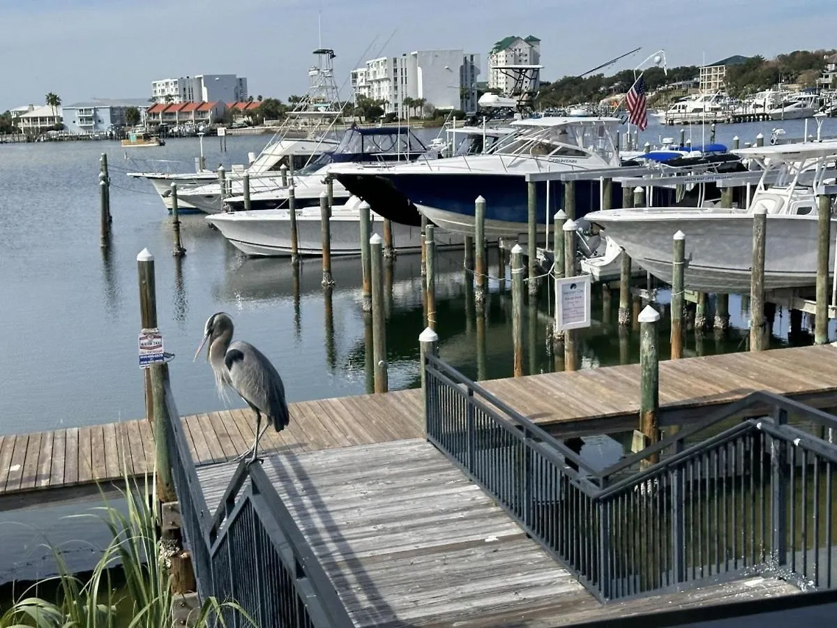 Emerald Gem Beach Svc Included Destin