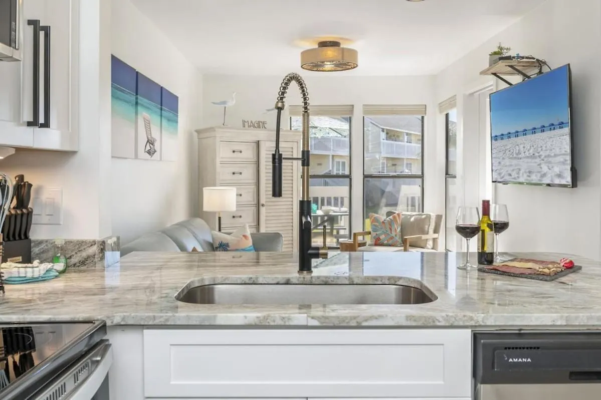 Emerald Gem Beach Svc Included Destin United States
